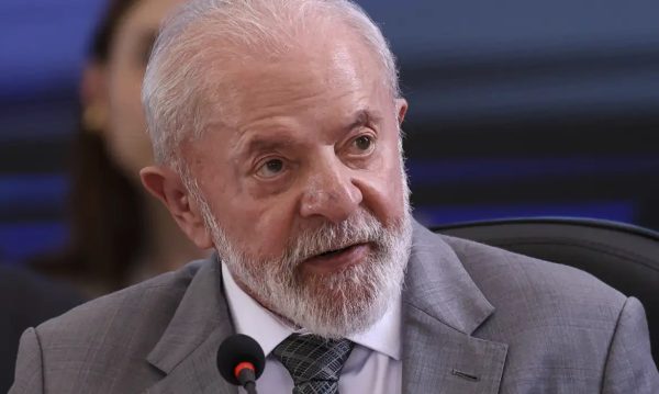 Após um mês de aprovação, Lei de retaliação comercial permanece apenas no